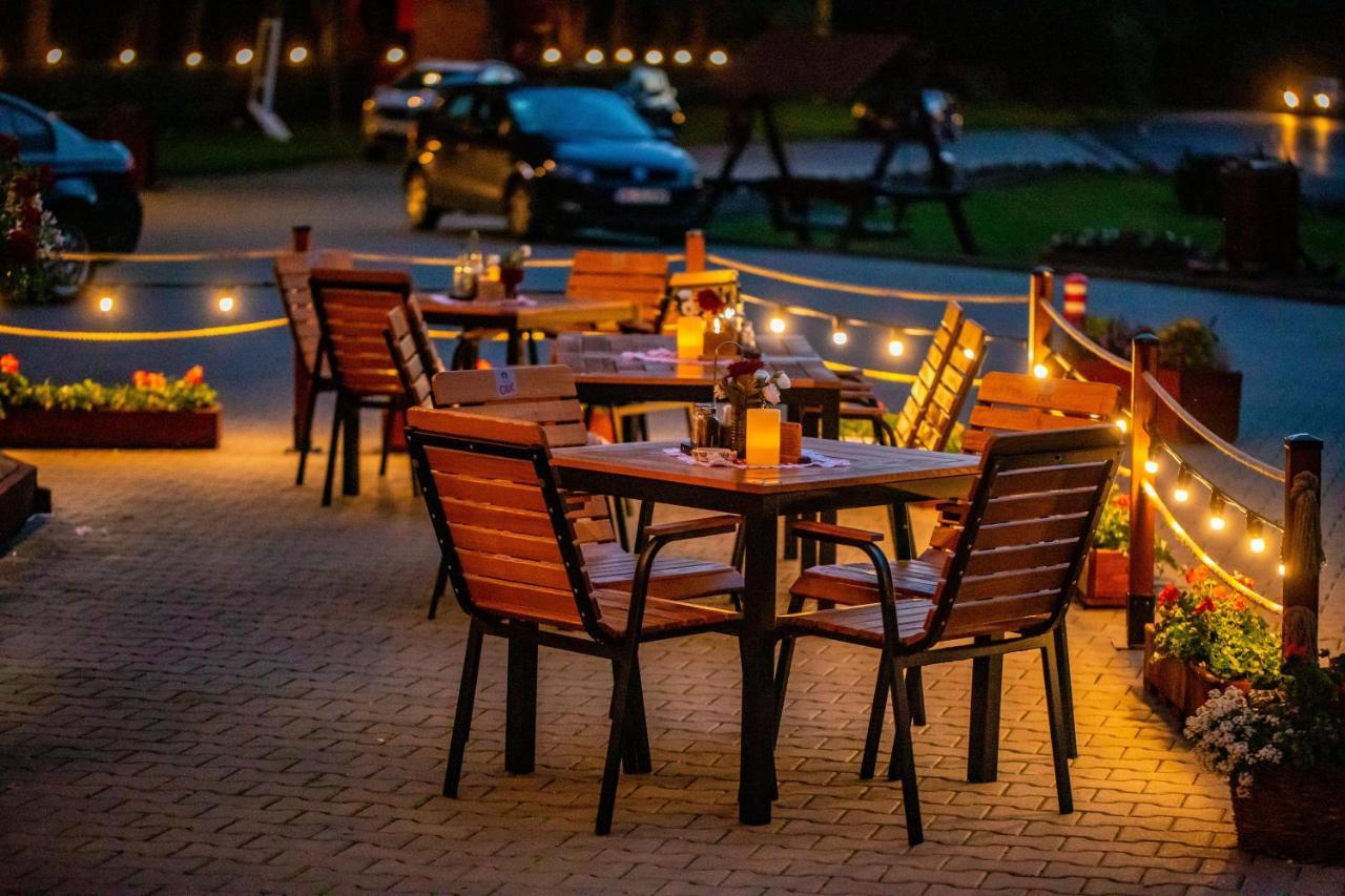 Pensiune Restaurant Lyra Корунка Экстерьер фото